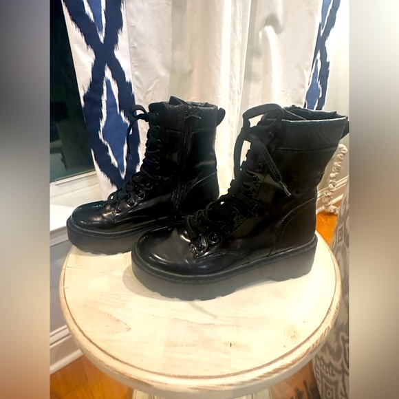 Sam Edelman Circus Side Zip Black Patent Platform Combat Boot With Laces 8 - Picture 4 of 10